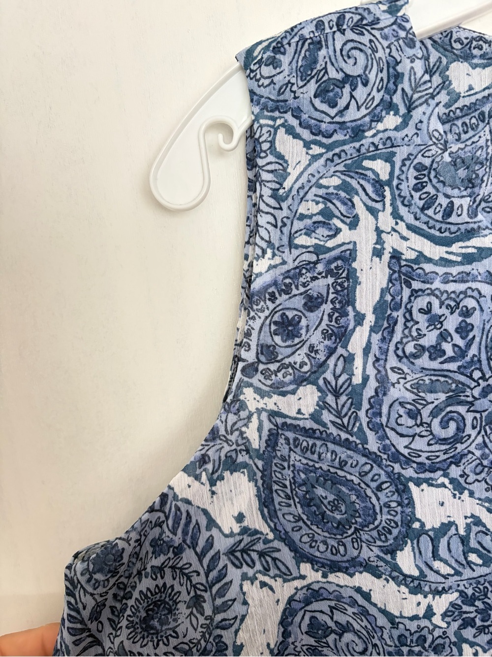 Christina Blue Paisley Notch-Neck Sleeveless Camisole - Picture 4 of 11